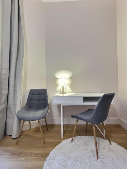 Au Jasmin De Miss K Apartment